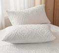 Pillowcases with Textured Pattern