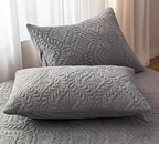 Pillowcases with Textured Pattern