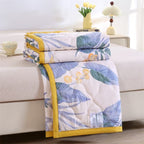 Quilted Blanket with Graphic Print