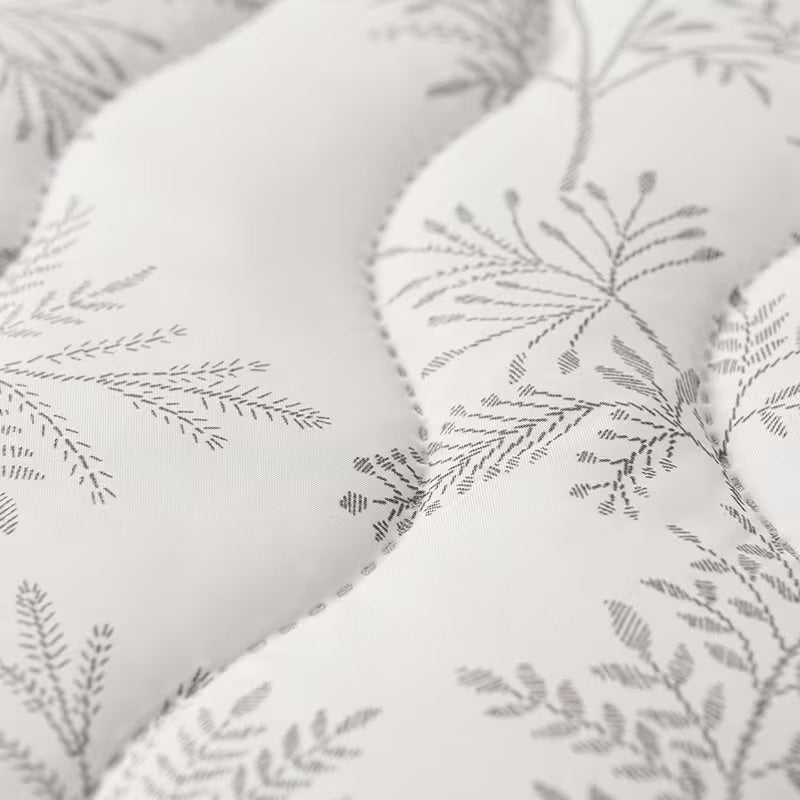Reversible Quilted Blanket with Graphic Print
