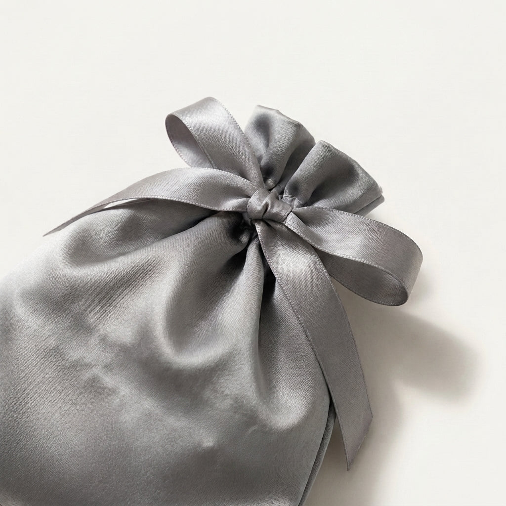 Silk Eye Mask and Pouch Set, Silver