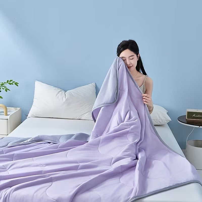 Wavy Quilted Blanket with Piped Trim