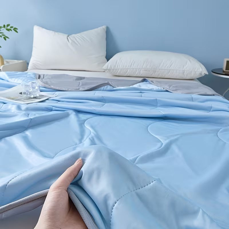 Wavy Quilted Blanket with Piped Trim